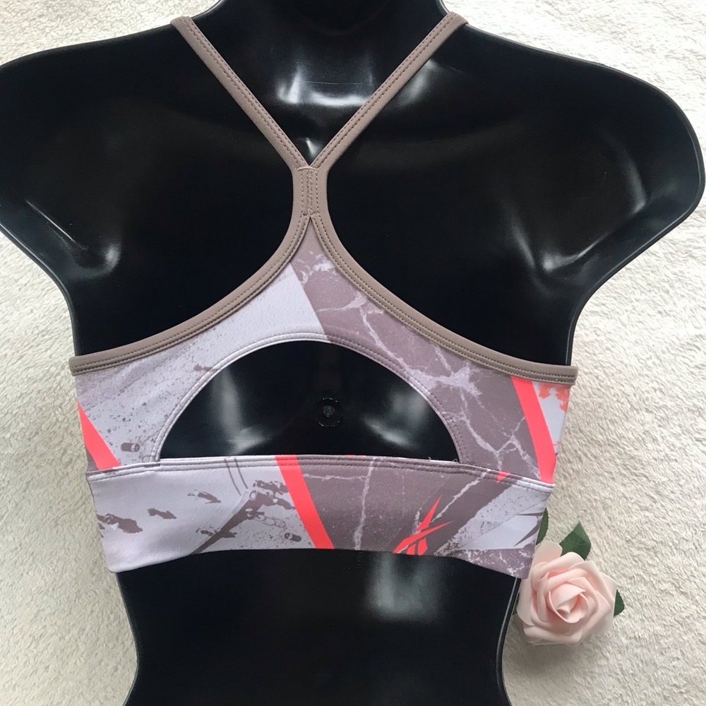 Reebok Workout Ready AOP marble print sports bra - Picture 5 of 10